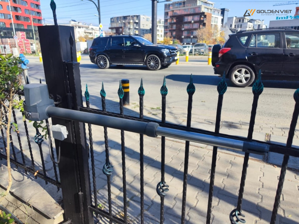 Hình ảnh cổng tự động tay đòn Leader TI 4 #4